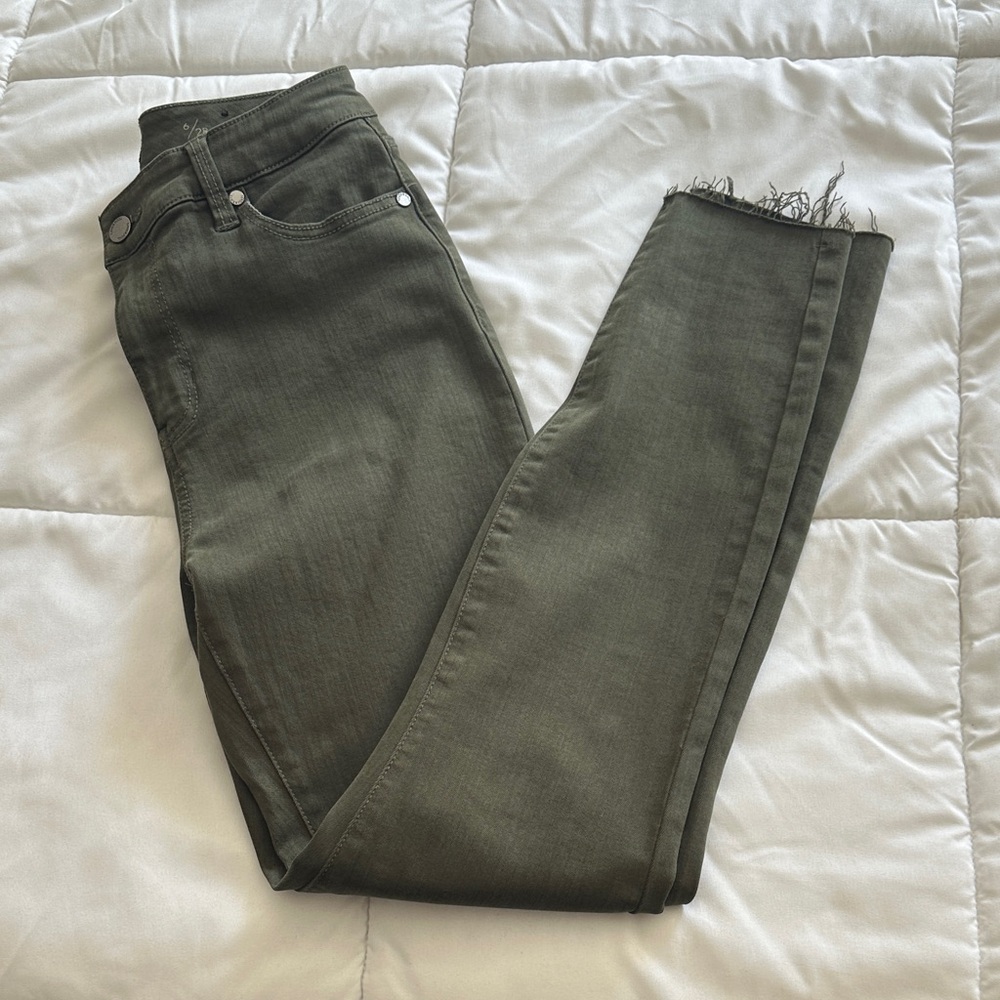 Liverpool Los Angeles high rise ankle green jeans